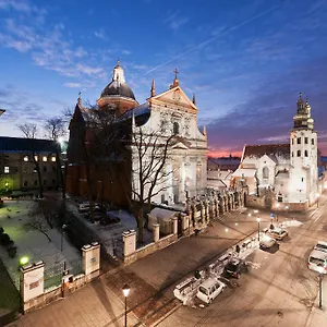 Senacki 4*, Krakow Poland